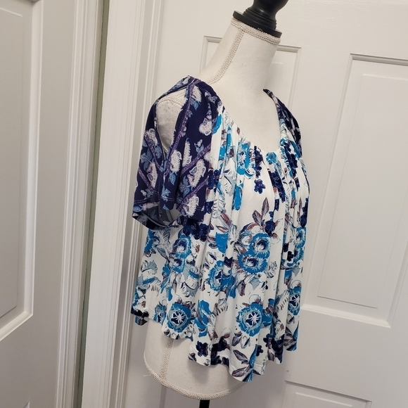 NWT Free People Blue & White Baja Babe Cold Shoulder Knit Top Size XS Retail $78 - Picture 5 of 9